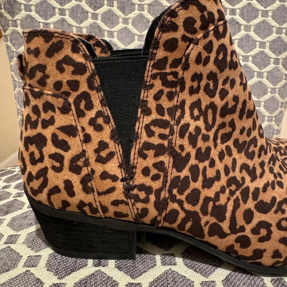 Circus by Sam Edelman Preston Leopard Booties - Picture 7 of 9